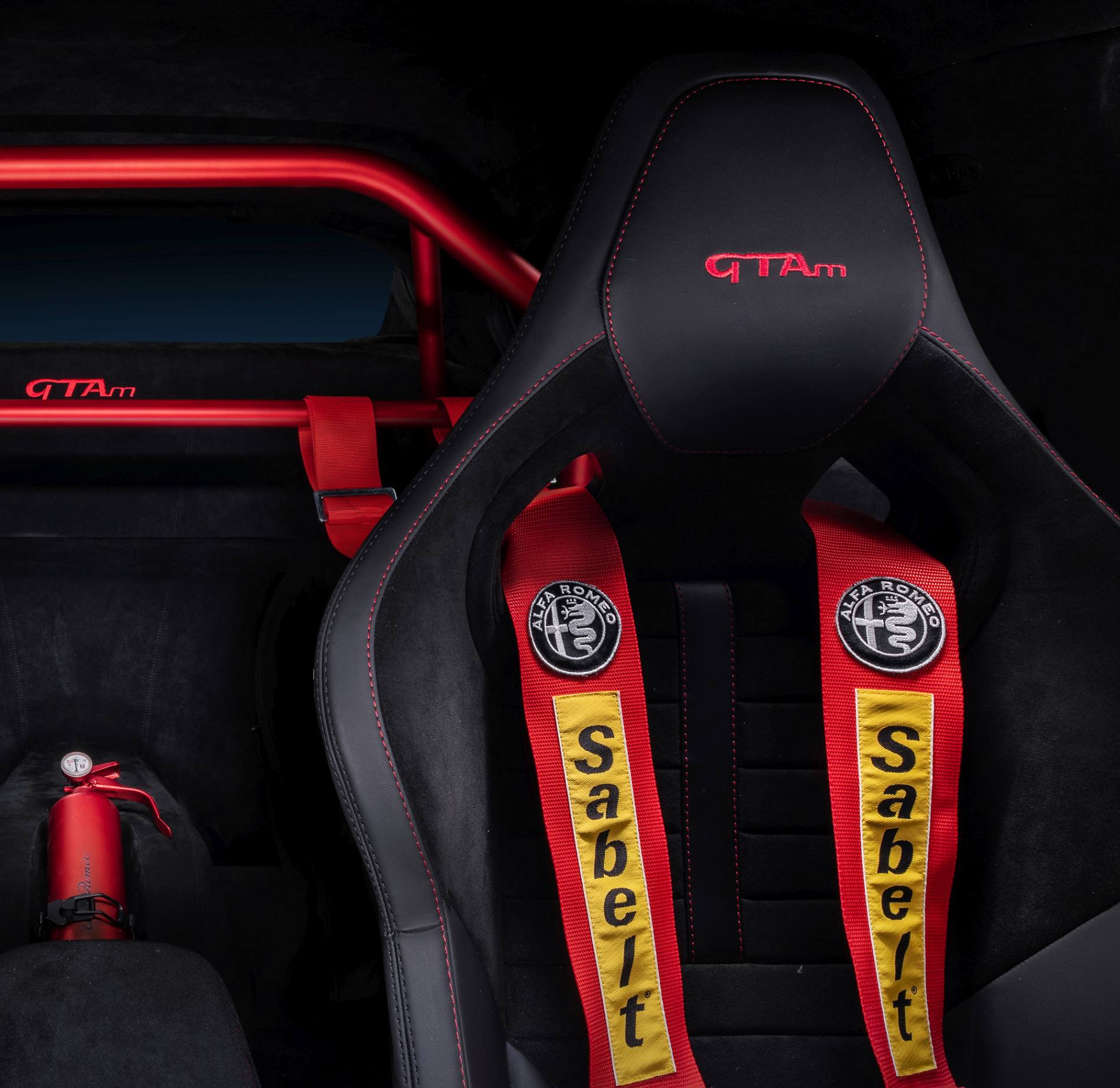 alfa romeo giulia gta 2020 (14)