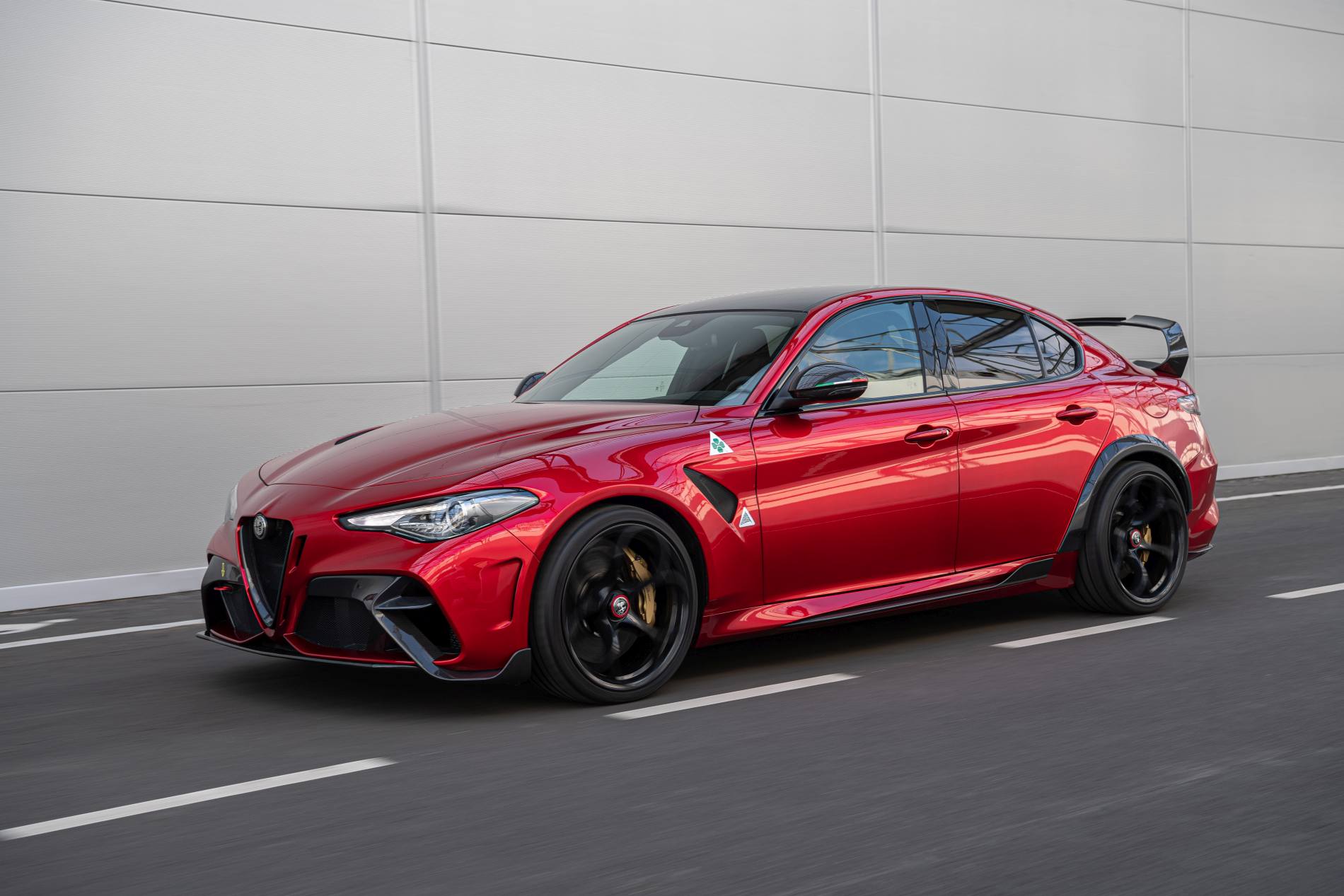 alfa romeo giulia gta 2020 (4)