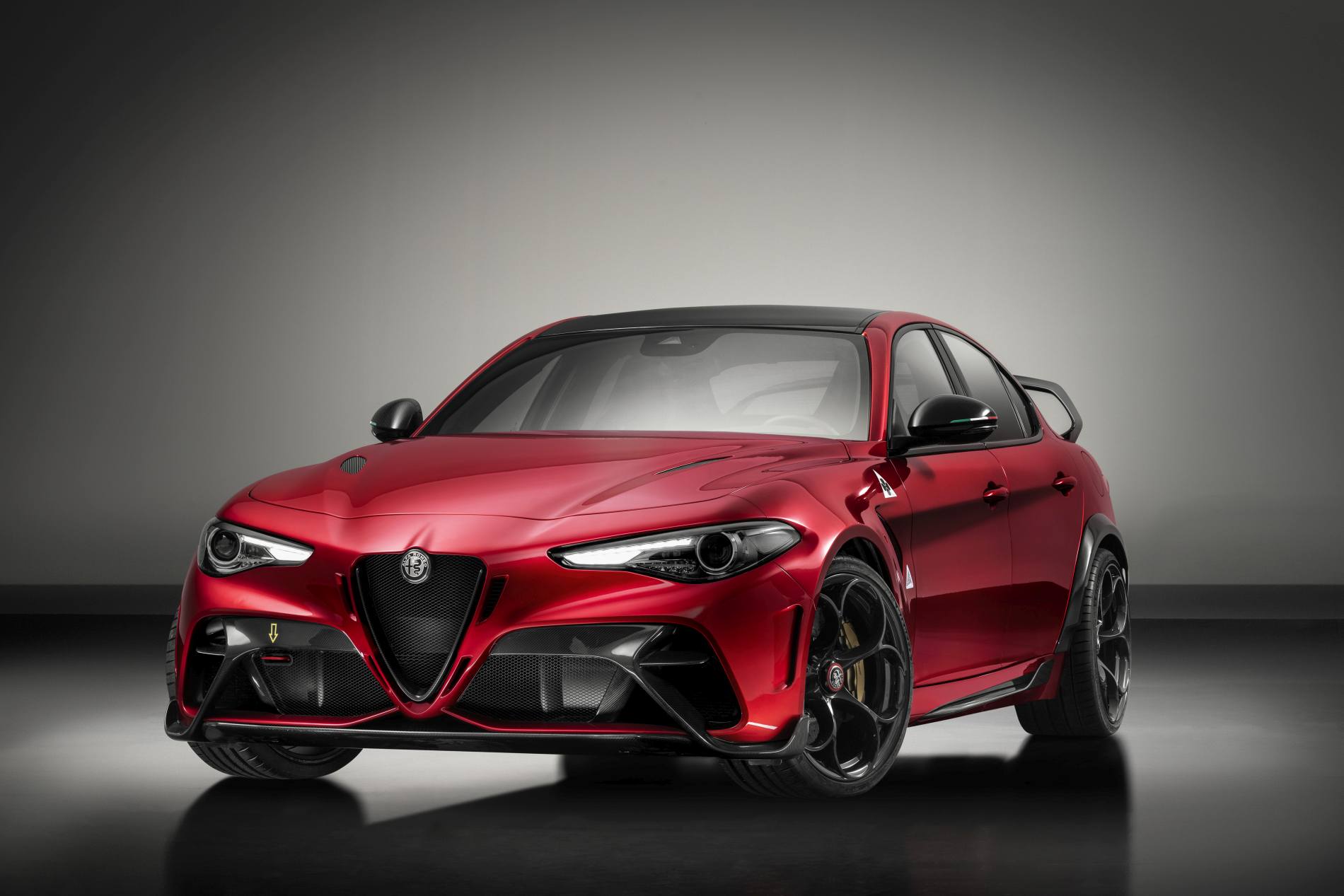 alfa romeo giulia gta 2020 (5)