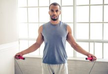 Treino de corpo inteiro para se manter fit em casa