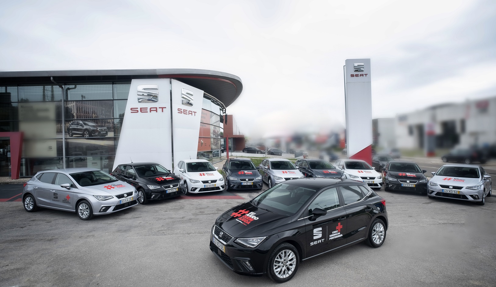 01_SEAT Portugal cede 10 viaturas Ã  Cruz Vermelha Portuguesa