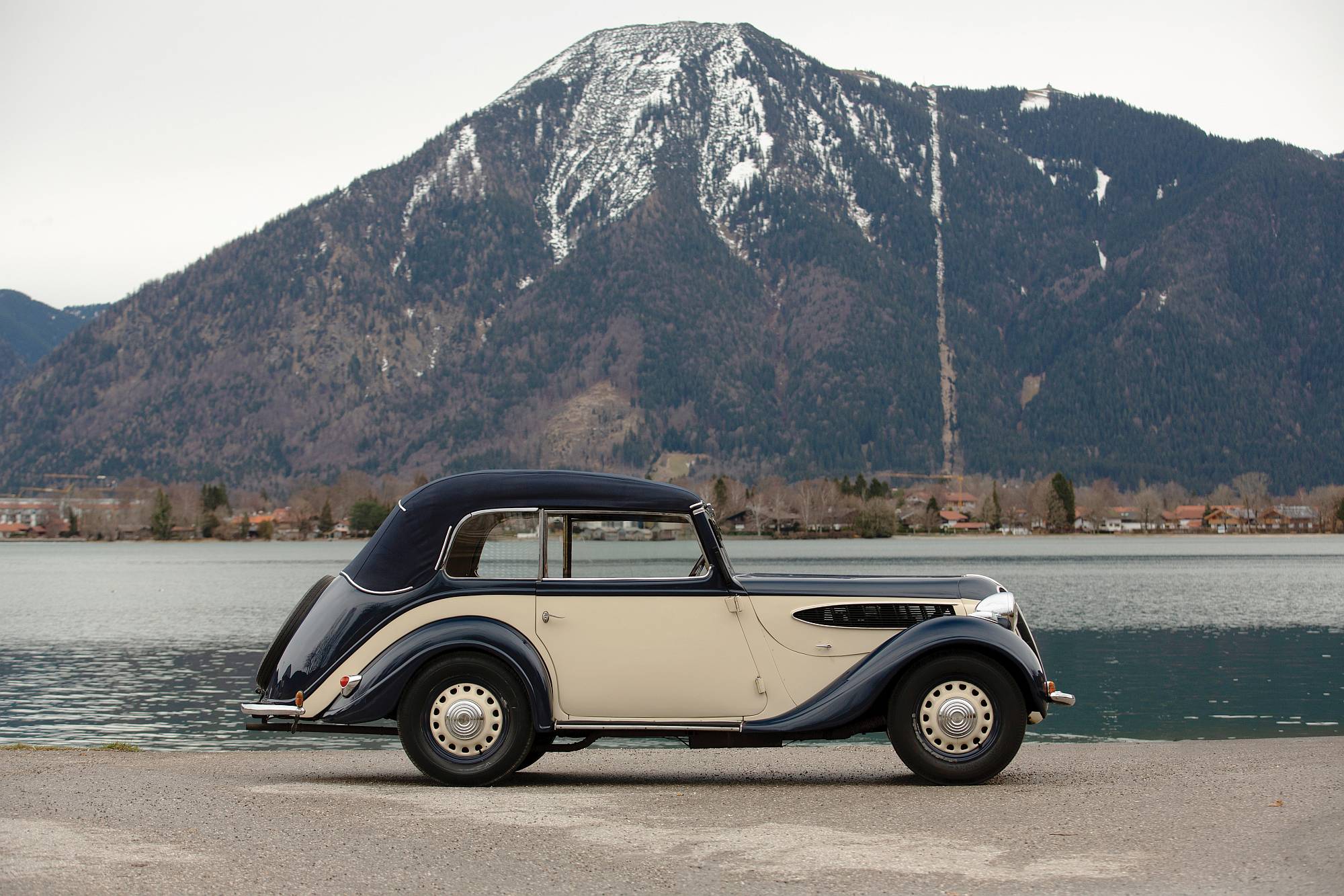 1936-BMW-329-Cabriolet-Tom Gidden – RM Sothebys (5)