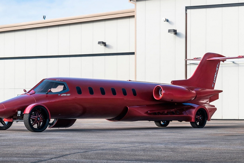Lear-Jet-Limo-1