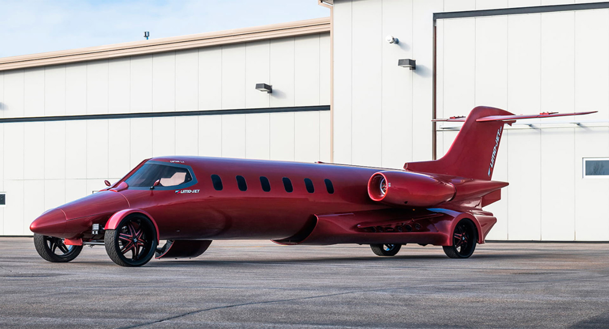 Lear-Jet-Limo-1