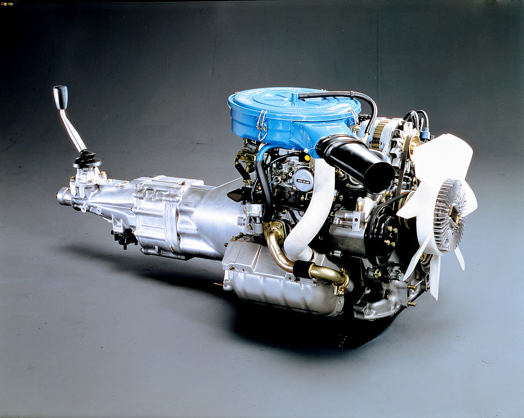 Mazda RX-7_Gen1_1978_Rotary_Engine