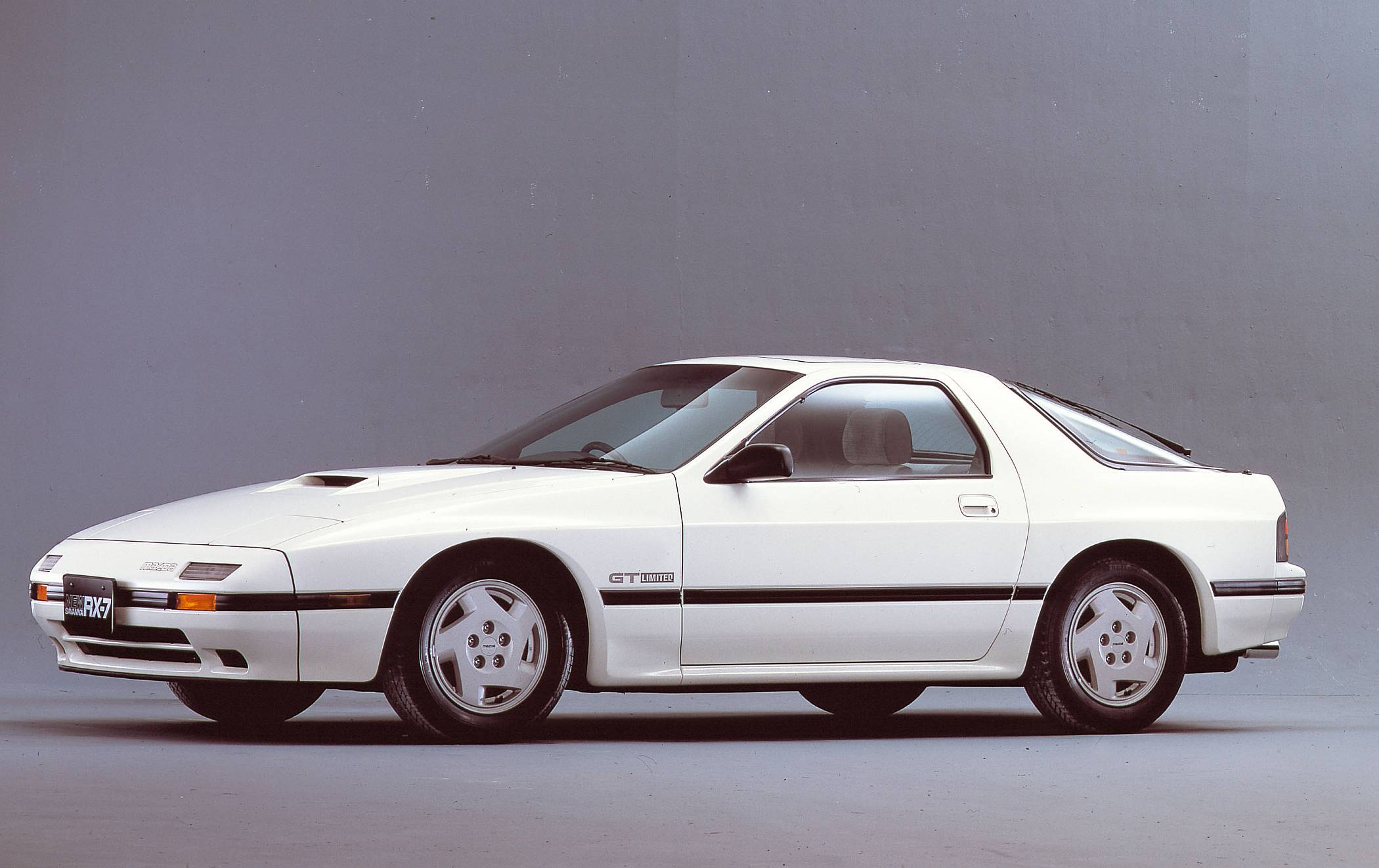 Mazda RX-7_Gen2_1985