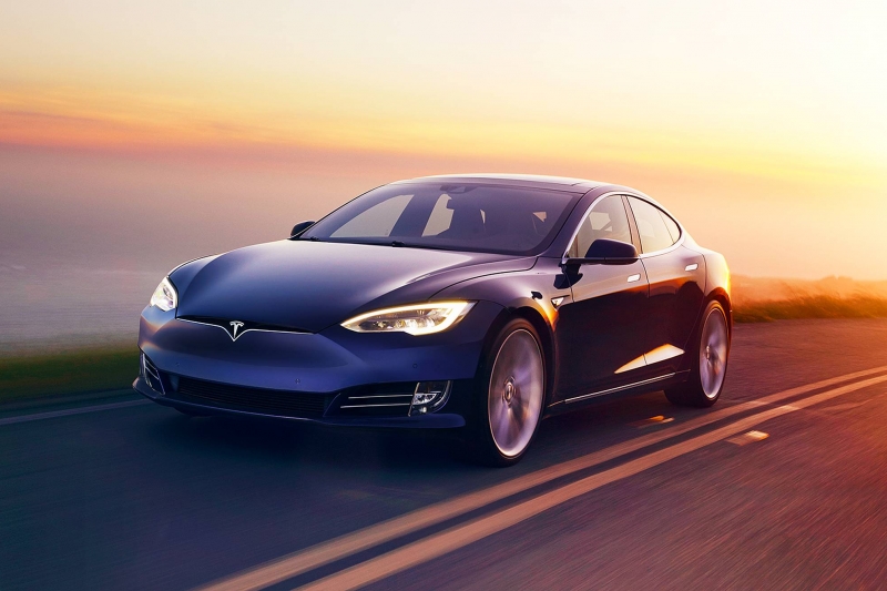 Tesla model S_2020 (1)