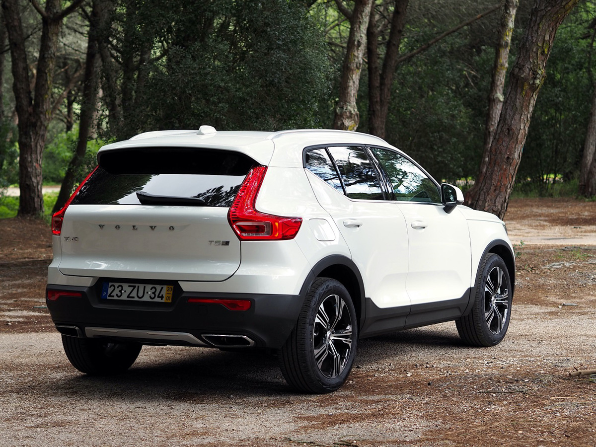 Volvo_XC40_T5_15