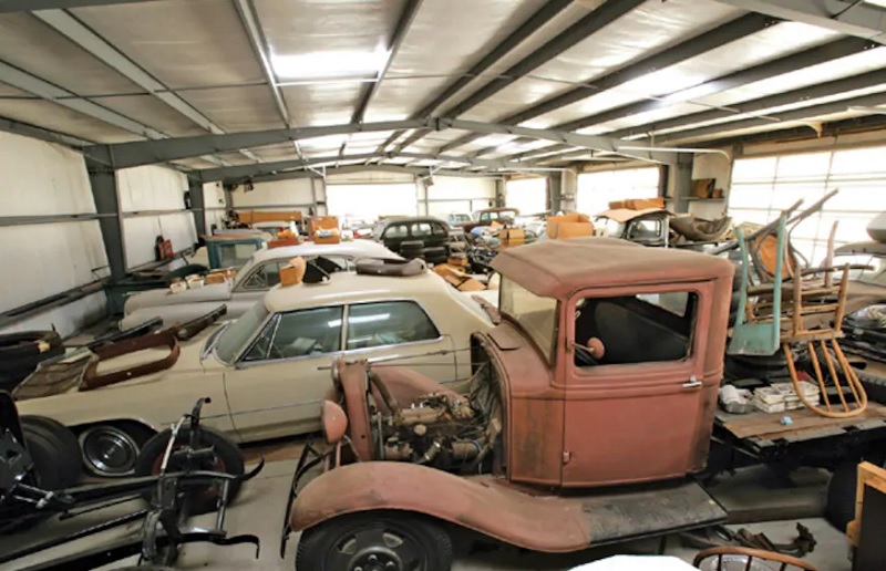 hrdp_0905_19_z-bob_regehr_car_collection