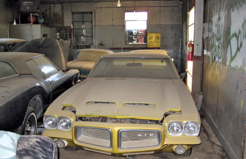 hrdp_0905_31_z-bob_regehr_car_collection