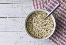 Os 3 benefícios que o farão comer mais aveia