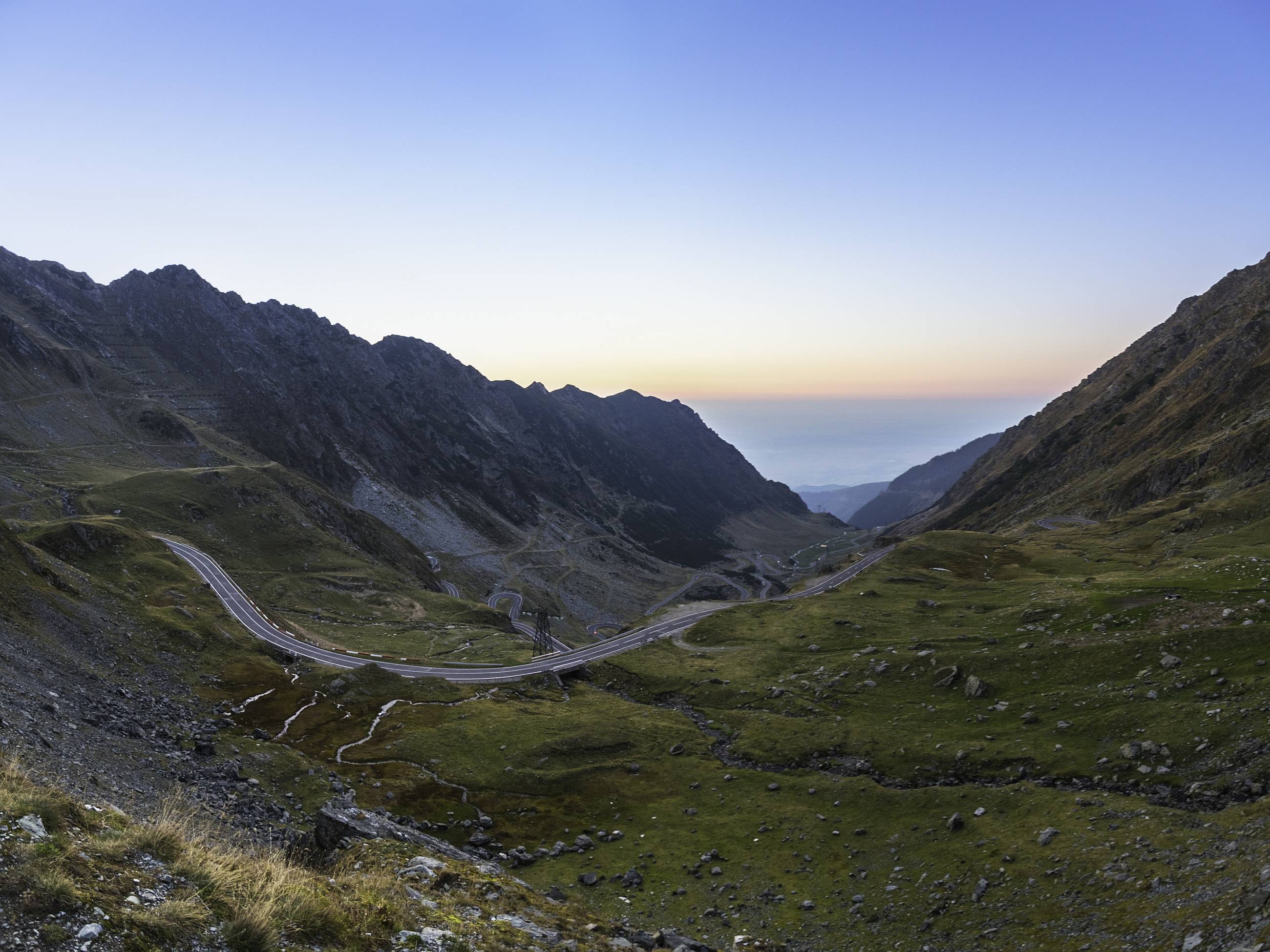 transfagarasan-George Ion_Pixabay