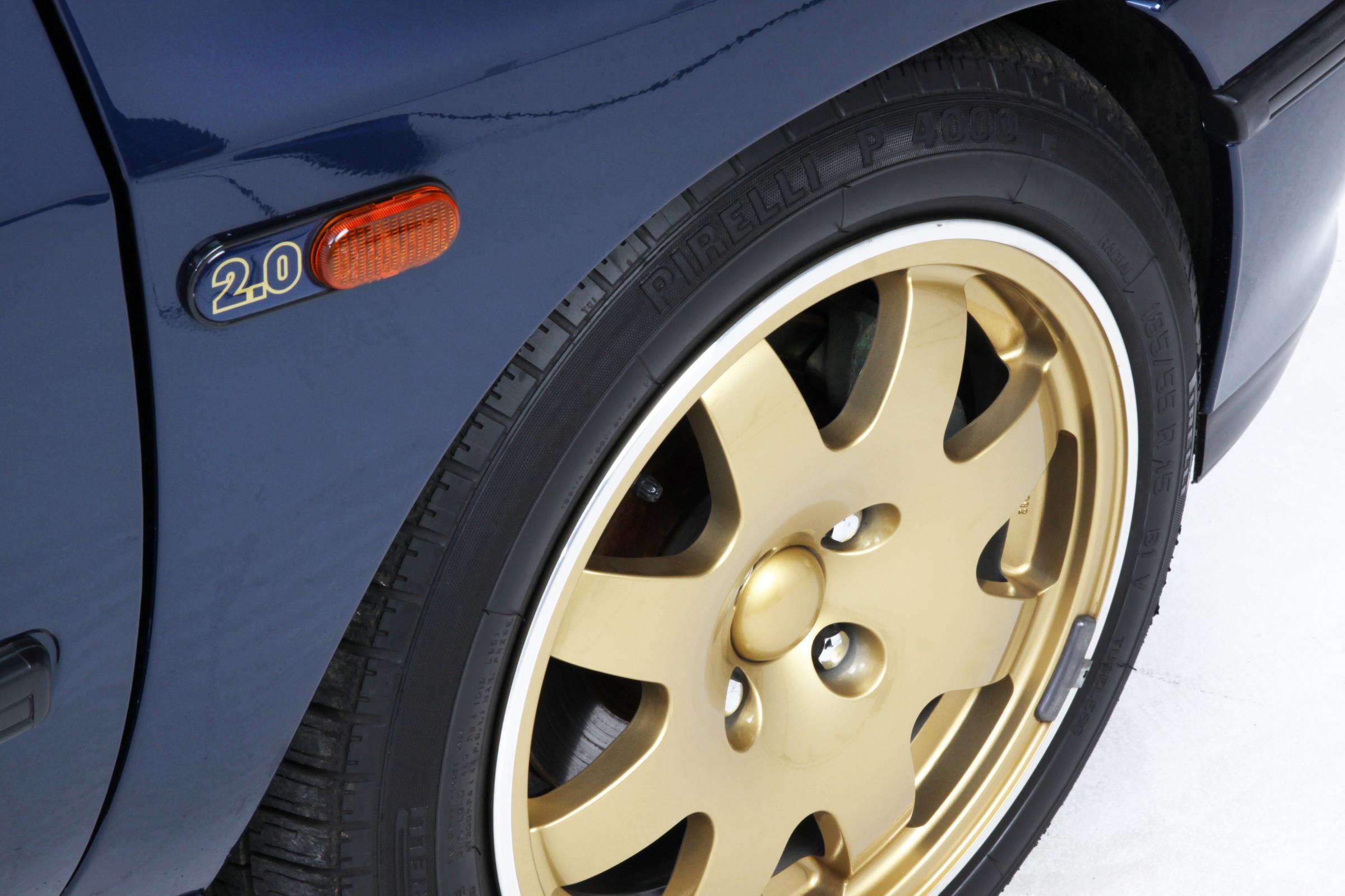 1476287_Renault Clio Williams details (4)