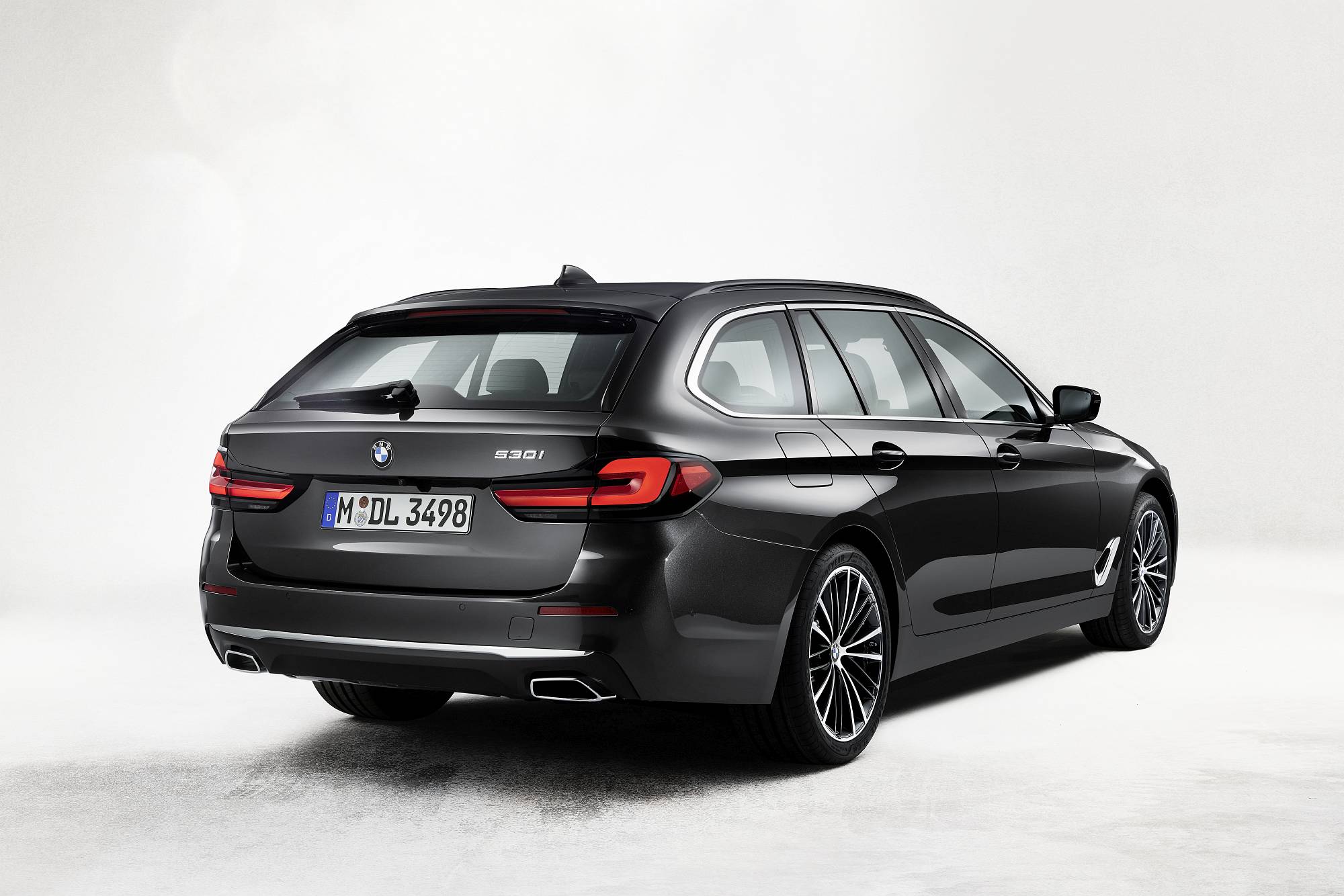 BMW 530i Touring 2020 (11)
