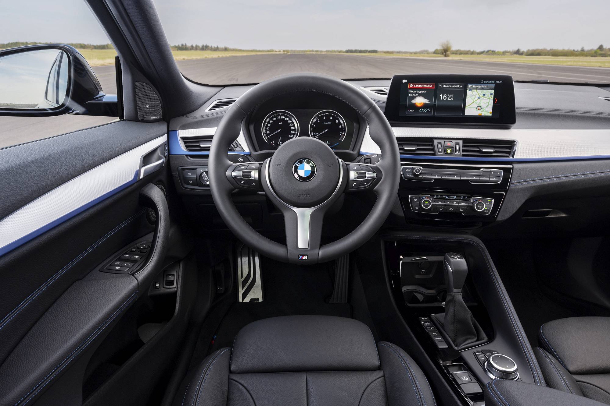 BMW X2 xDrive25e_2020 (10)
