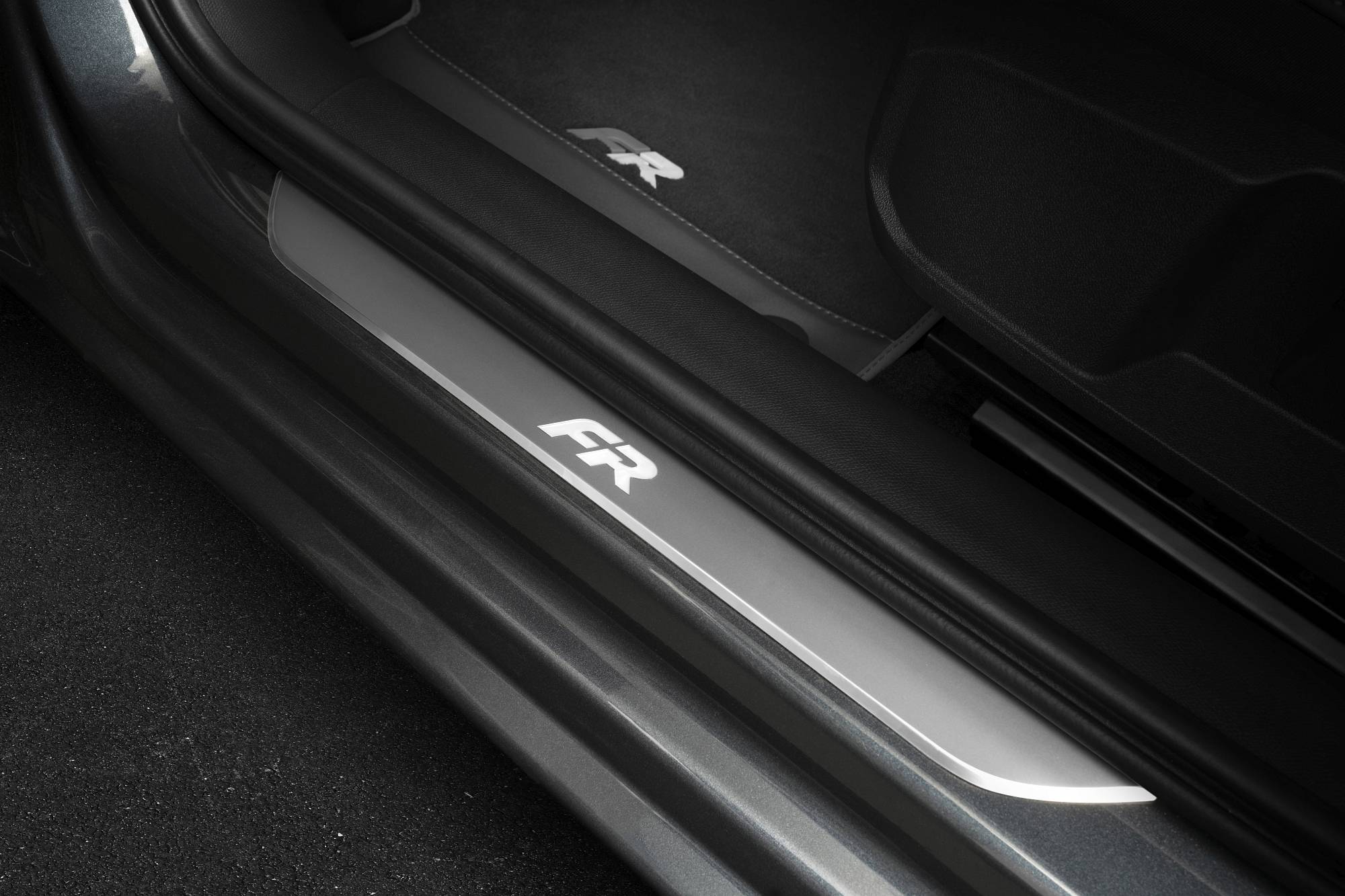 IPP-All-new-SEAT-Leon_106_HQ