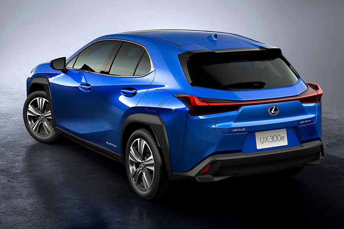 Lexus-UX-300-E-02