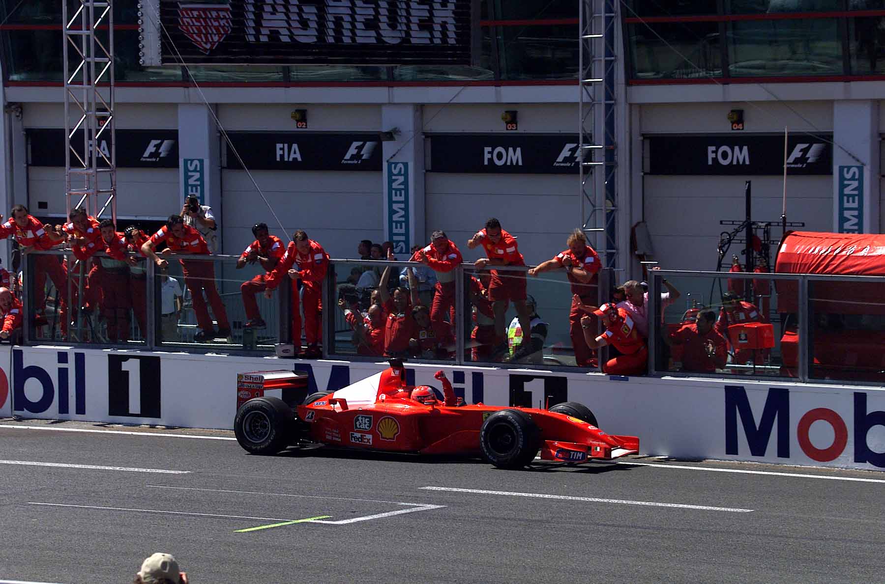Michael Schumacher_Ferrari oficiais (5)