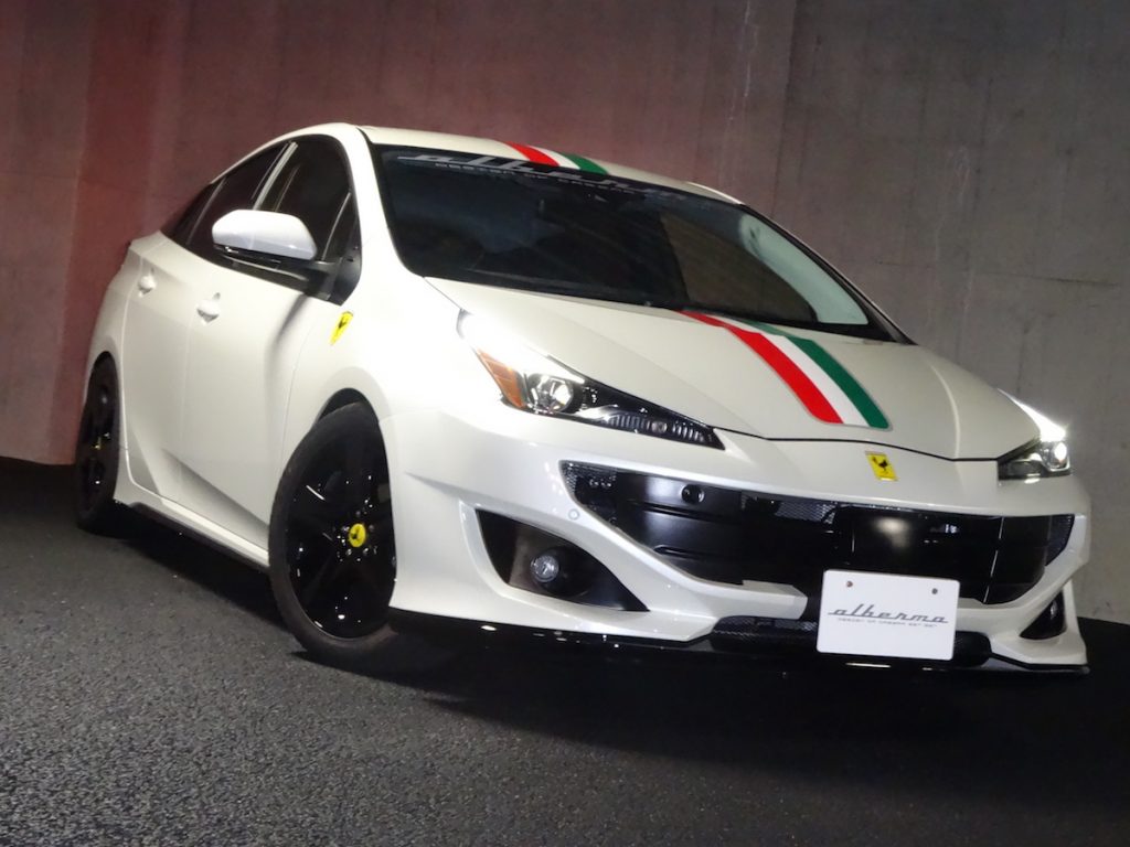 Toyota-Prius-Ferrari-1-1024×768