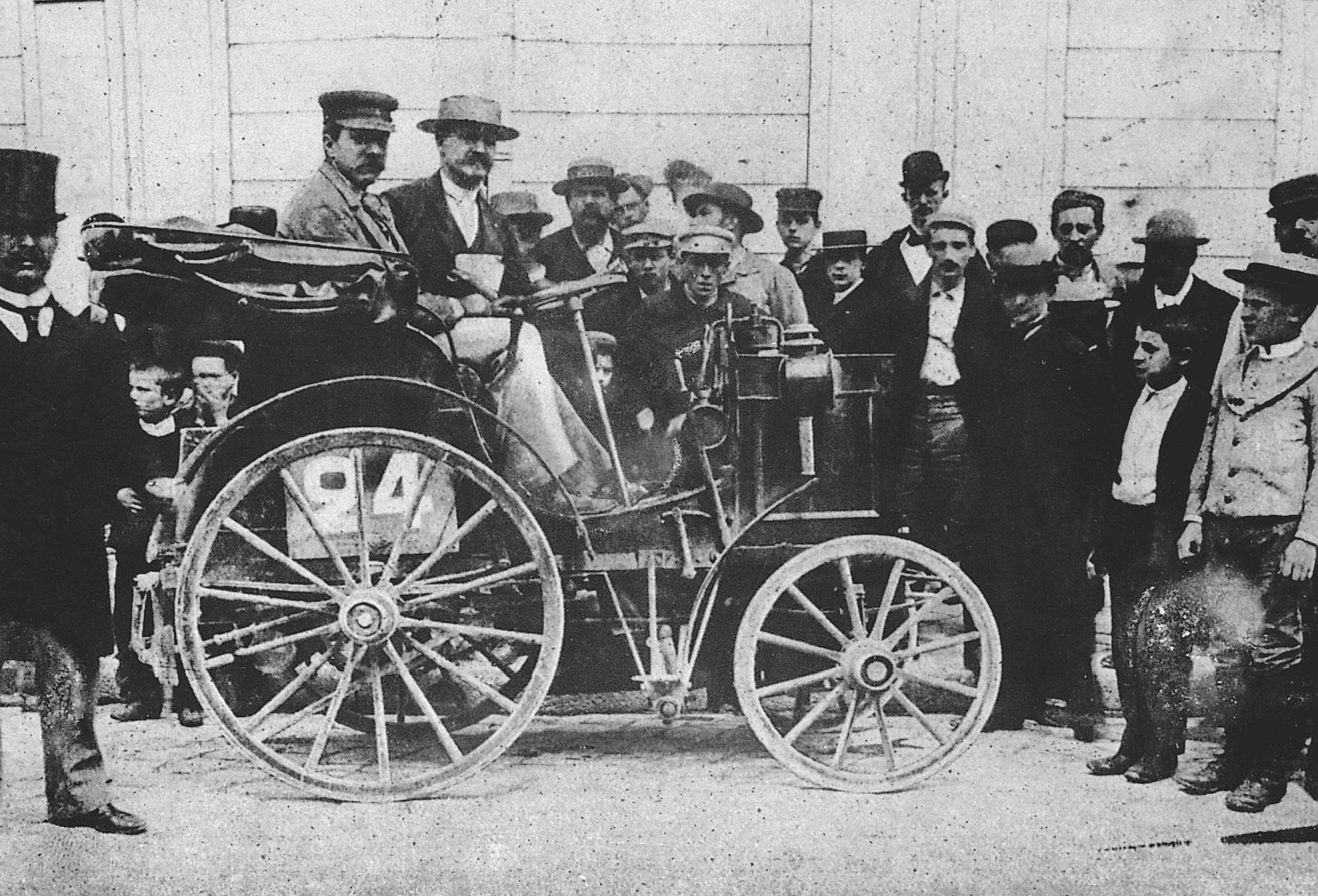 Erste Automobilwettfahrt, Paris-Rouen, 1894

null