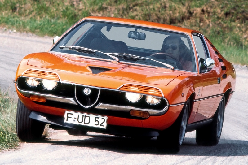 alfa_romeo_montreal_2