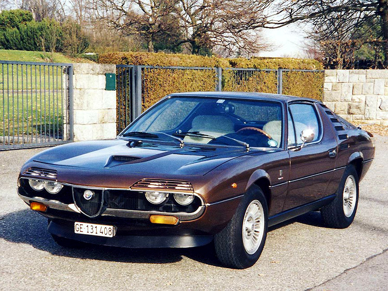 alfa_romeo_montreal_3