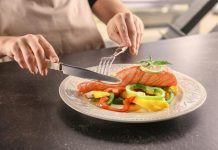 Defina os músculos com esta receita de salmão