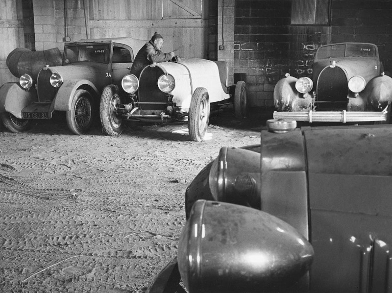 Inside Shakespeare’s dirt floor garage