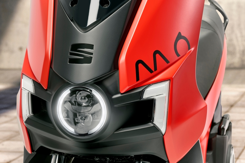 004-seat-m-o-escooter-125-high