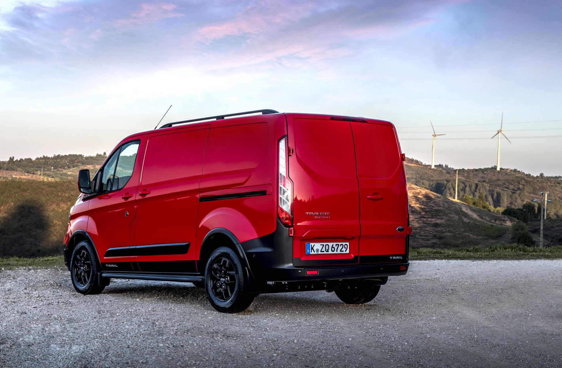 FORD_2020_TRANSIT_CUSTOM_TRAIL_05