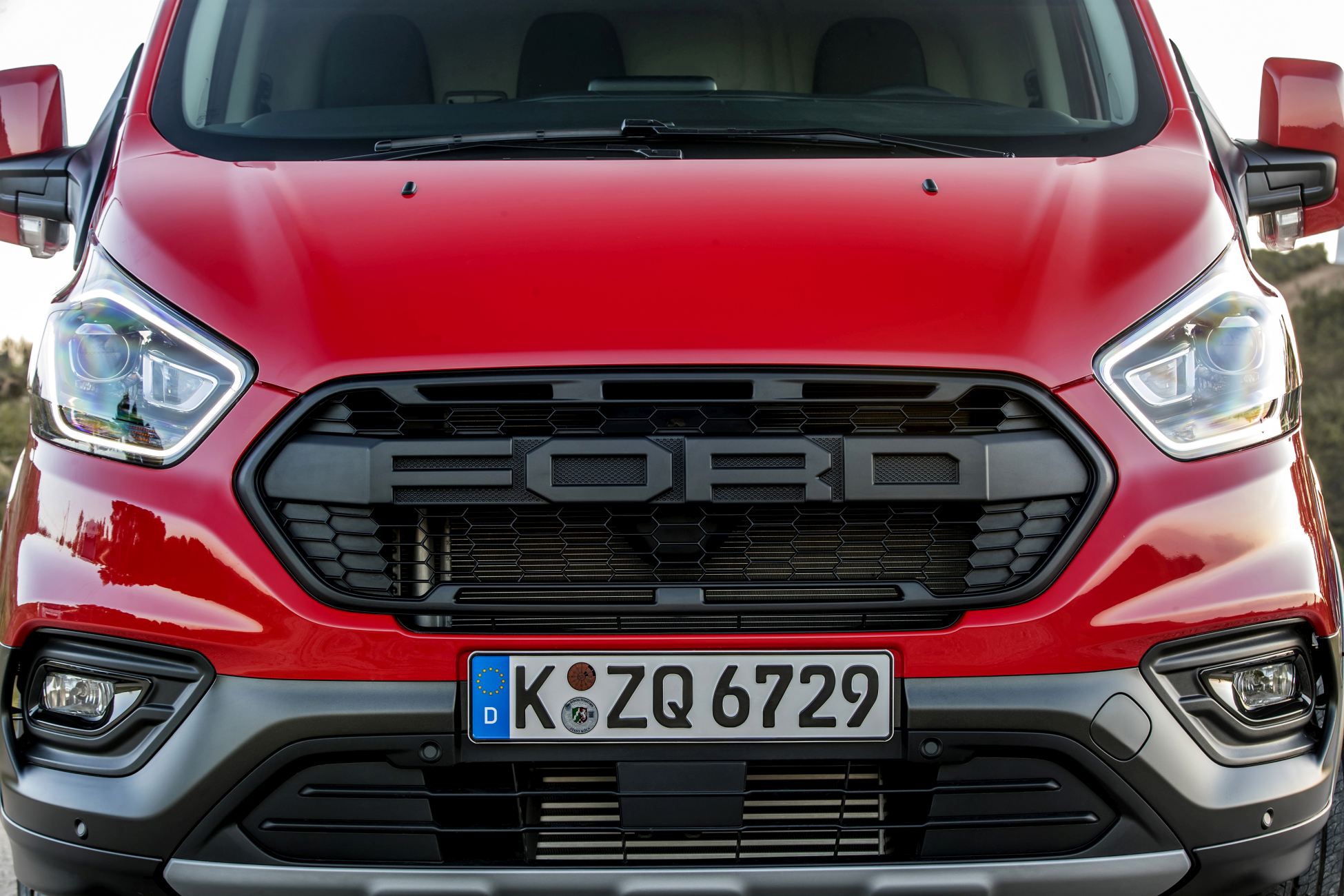 FORD_2020_TRANSIT_CUSTOM_TRAIL_11