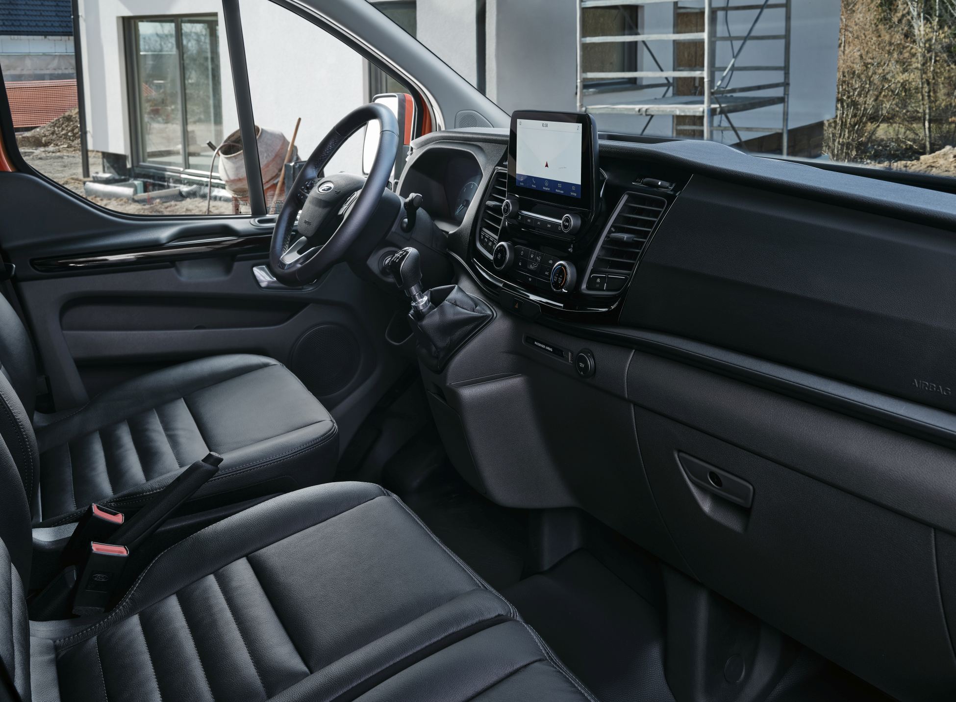 FORD_2020_TRANSIT_CUSTOM_TRAIL_18