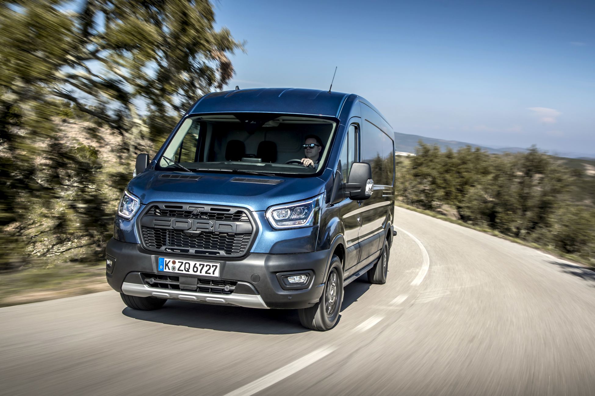 FORD_2020_TRANSIT_TRAIL_10
