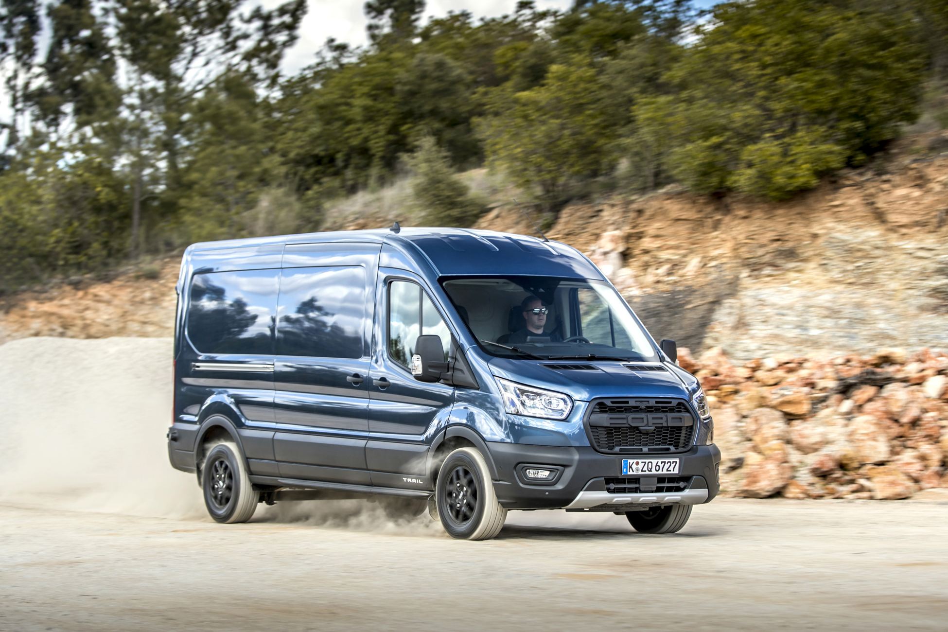 FORD_2020_TRANSIT_TRAIL_14