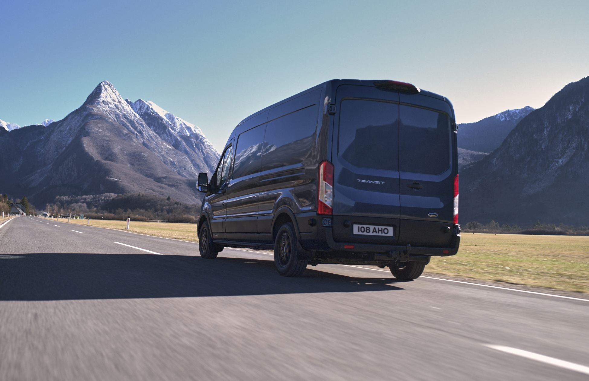 FORD_2020_TRANSIT_TRAIL_22