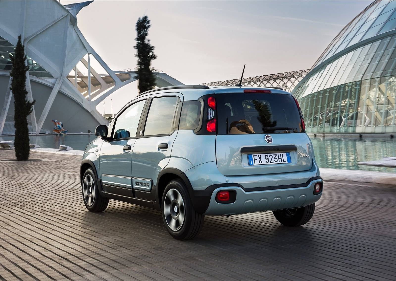 Fiat-Panda_Hybrid-2020-1600-06