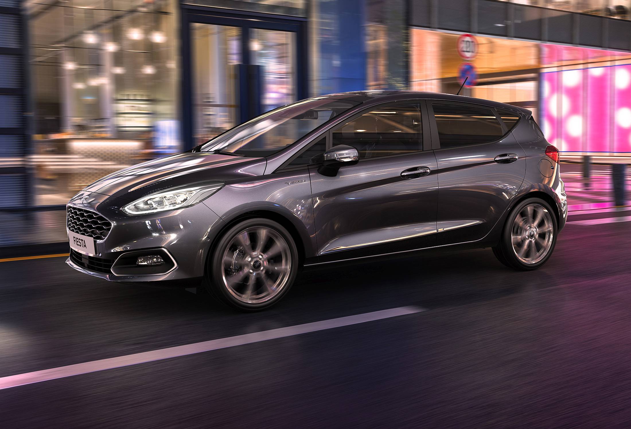 Ford_Fiesta_2020_04