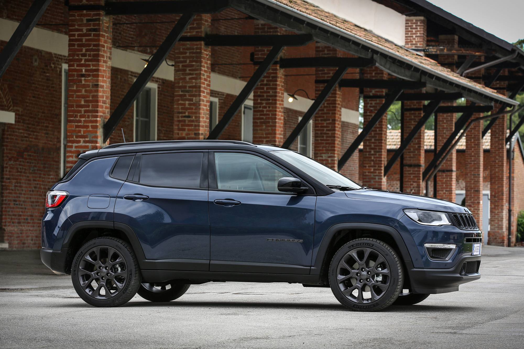 Jeep Compass (2034) 1