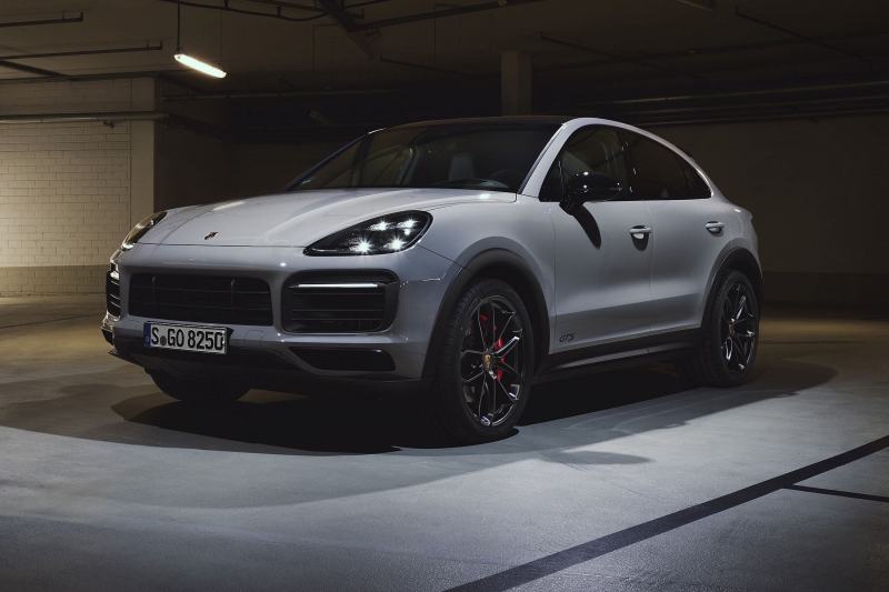 Porsche Cayenne GTS 2020 (1)