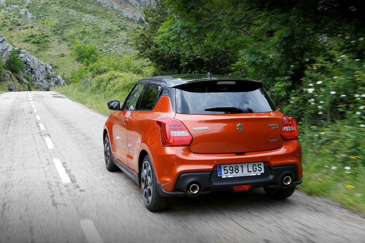 Suzuki-Swift-Sport-2020-17 (1)