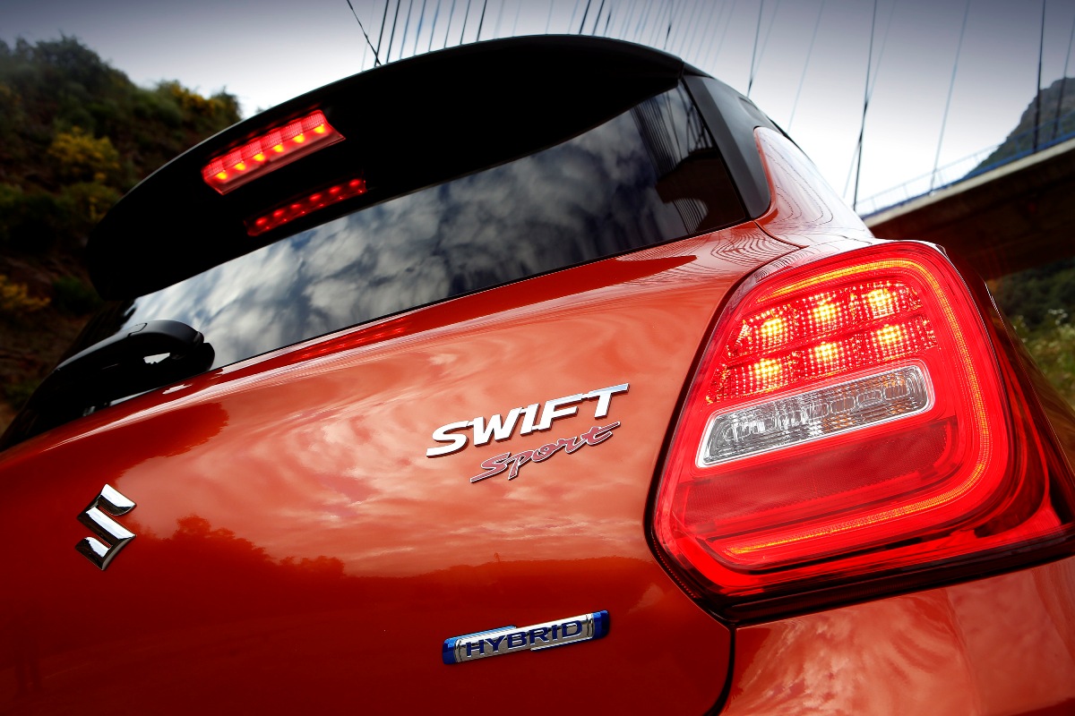 Suzuki-Swift-Sport-2020-20