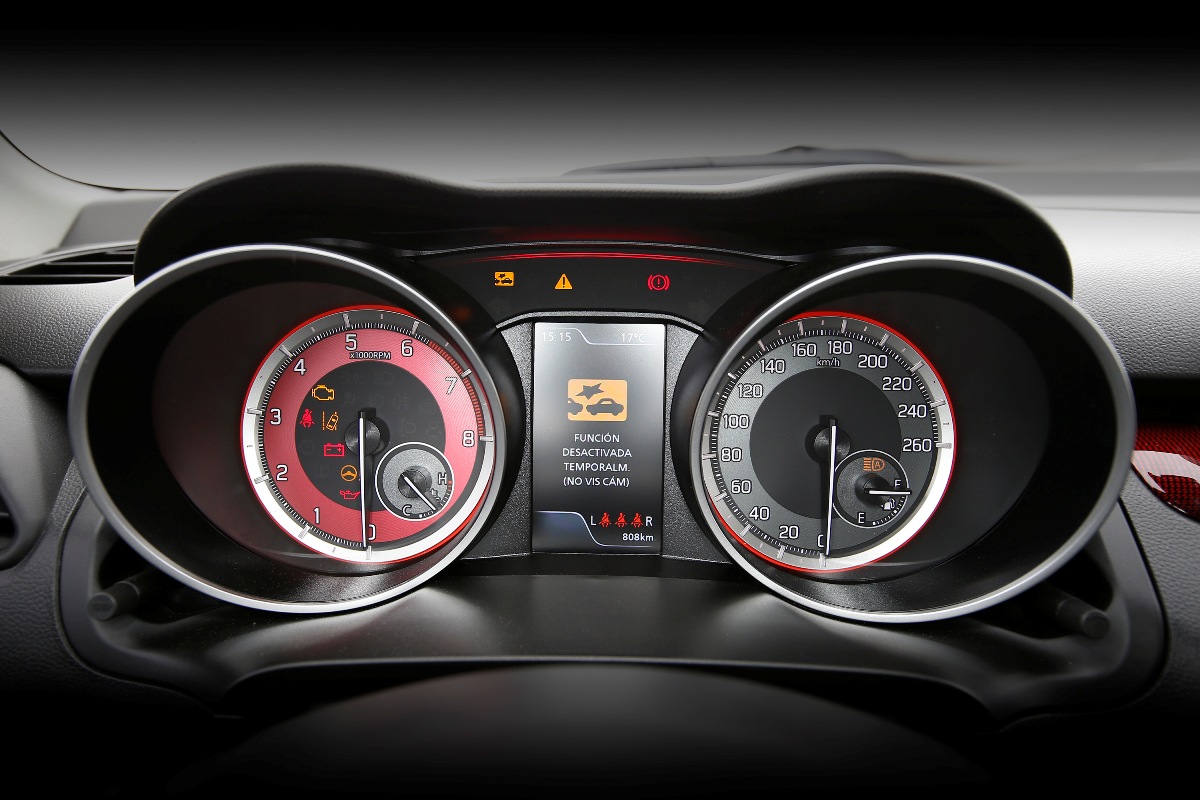 Suzuki-Swift-Sport-2020-21