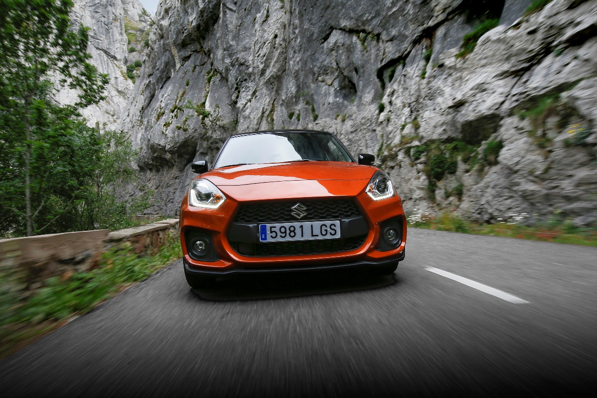 Suzuki-Swift-Sport-2020-4
