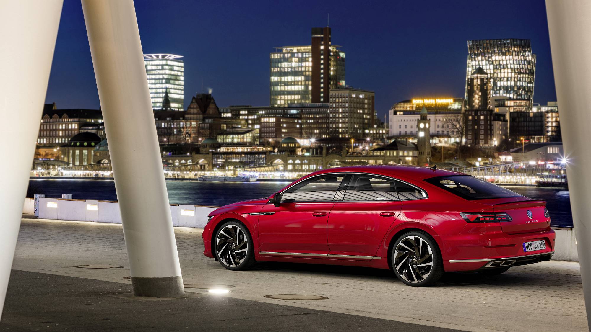 Volkswagen Arteon R-Line 2020 (9)