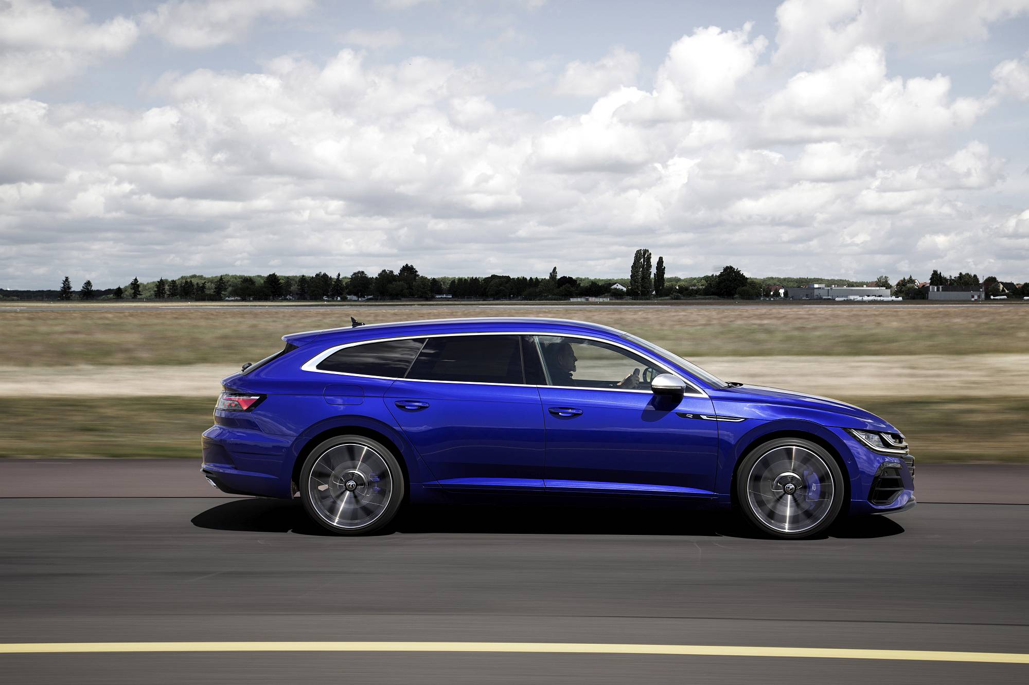 Volkswagen Arteon Shooting Brake R_2020 (10)