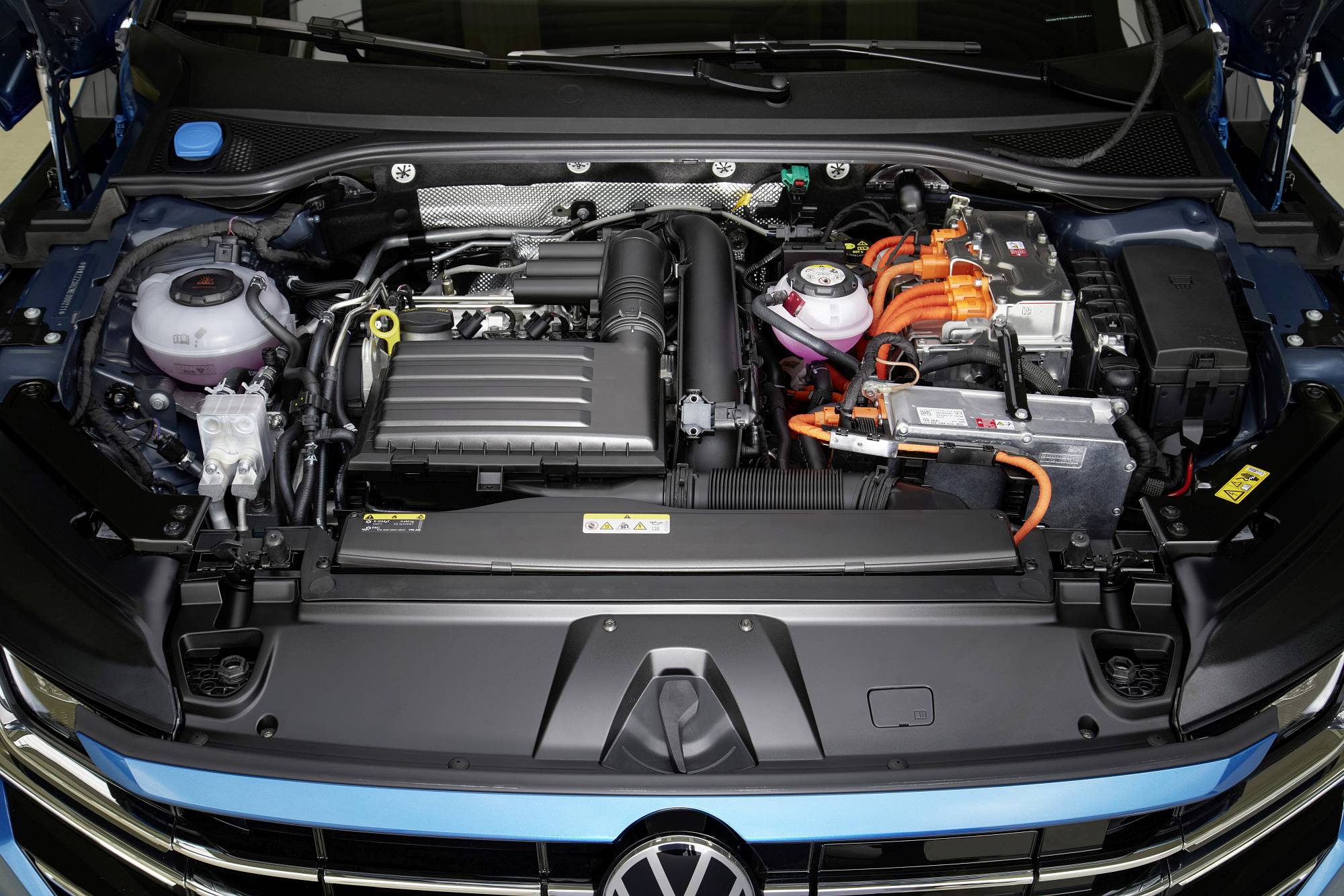 Volkswagen Arteon eHybrid_2020 (7)