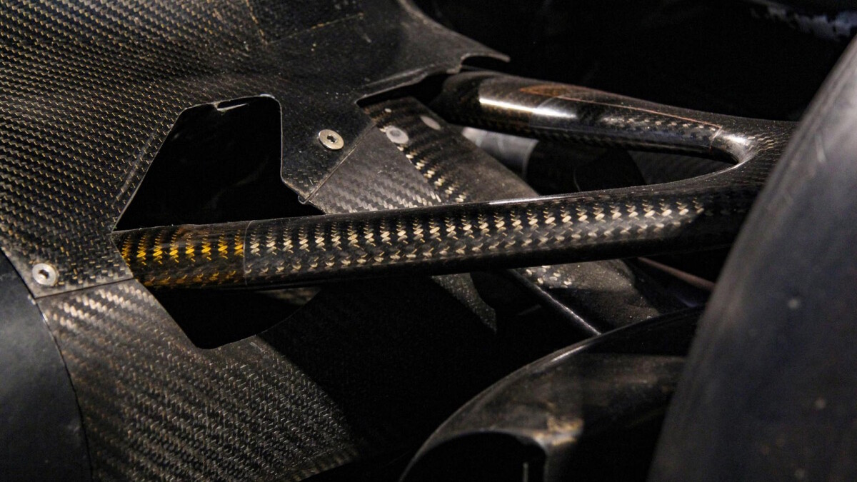 toyota-tf109-formula-1-car-auction-06-1591110000