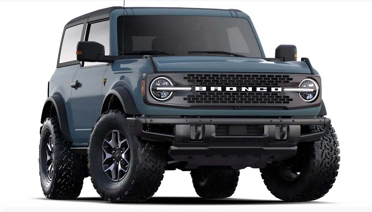 2021-ford-bronco_100752295_h