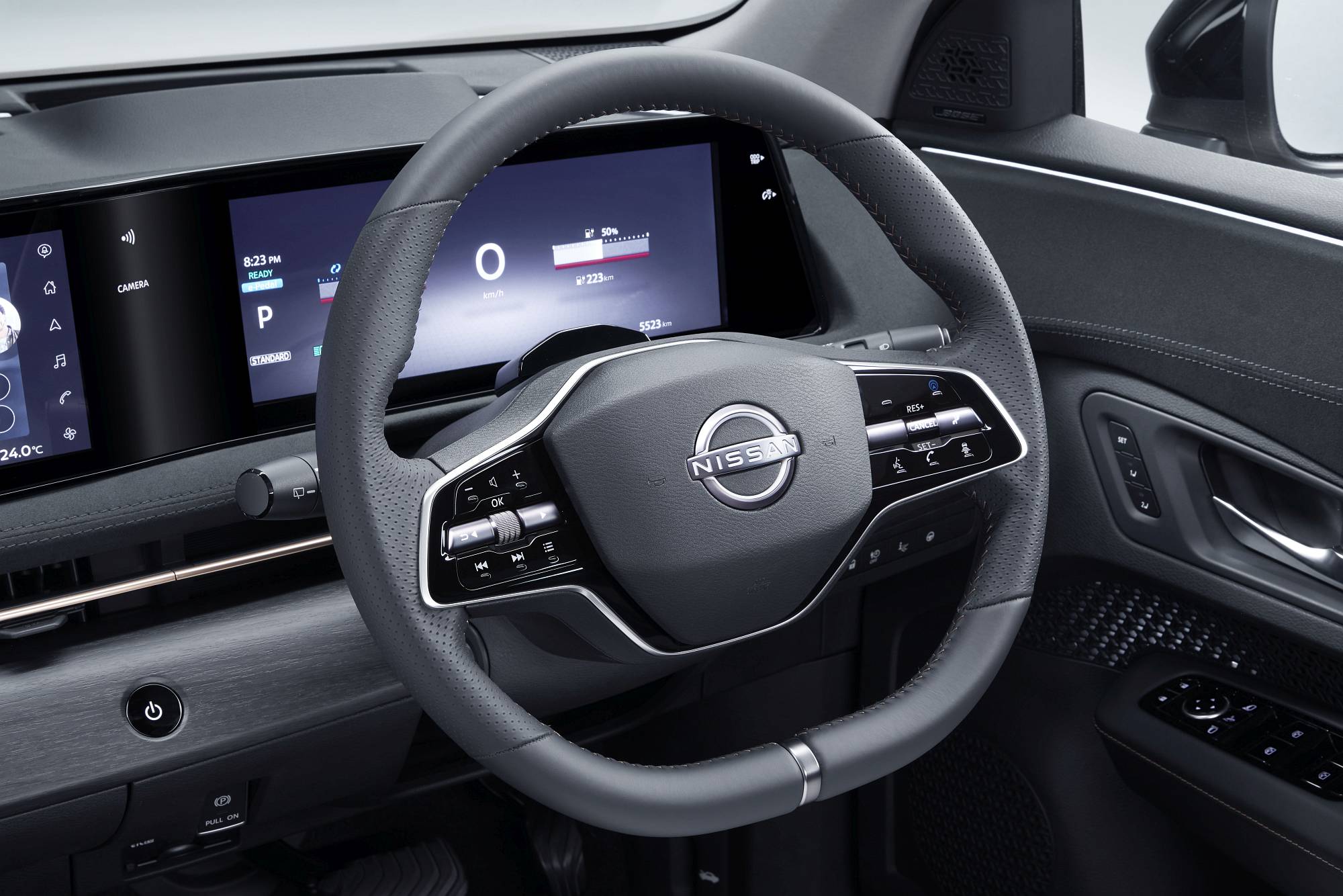 ARIYA Interior Image_ steering wheel_revised