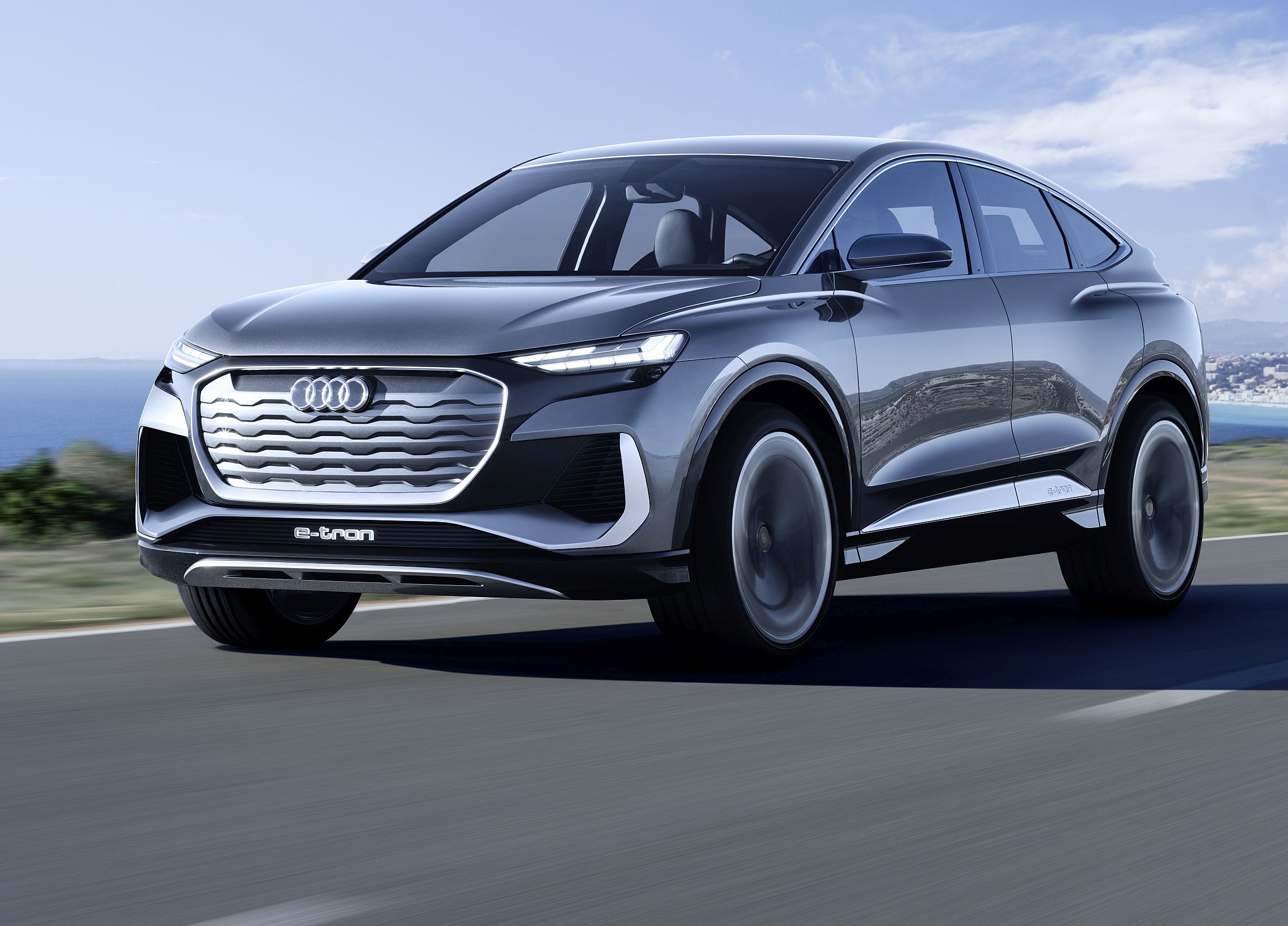 Audi Q4 e-tron Sportback concept_2020 (1)_